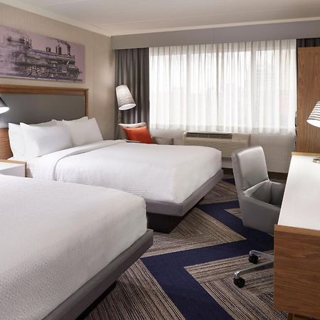Four Points By Sheraton Windsor Downtown Εξωτερικό φωτογραφία