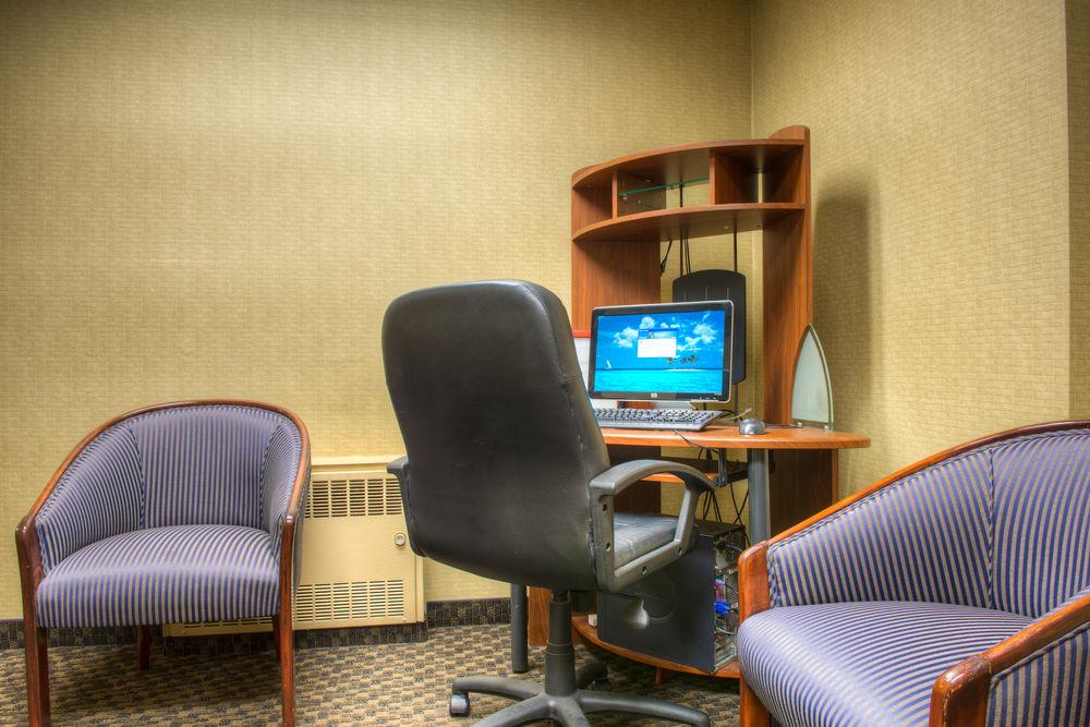 Four Points By Sheraton Windsor Downtown Εξωτερικό φωτογραφία