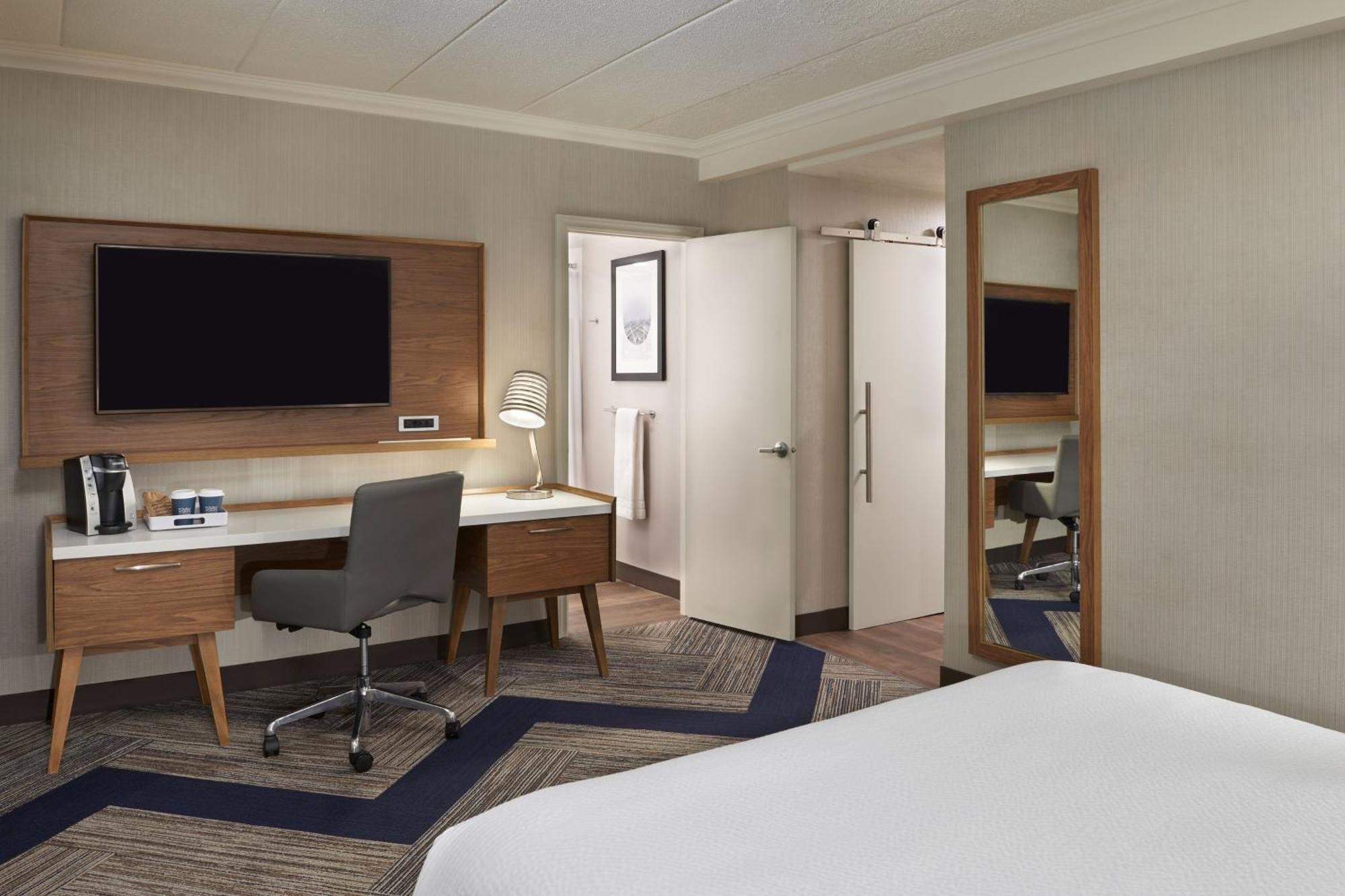 Four Points By Sheraton Windsor Downtown Εξωτερικό φωτογραφία